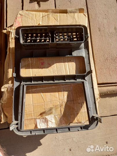 Консоль магнитолы