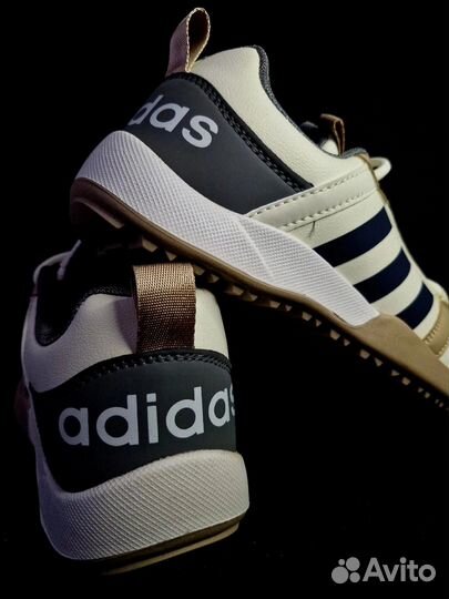 Кроссовки adidas 41 размер