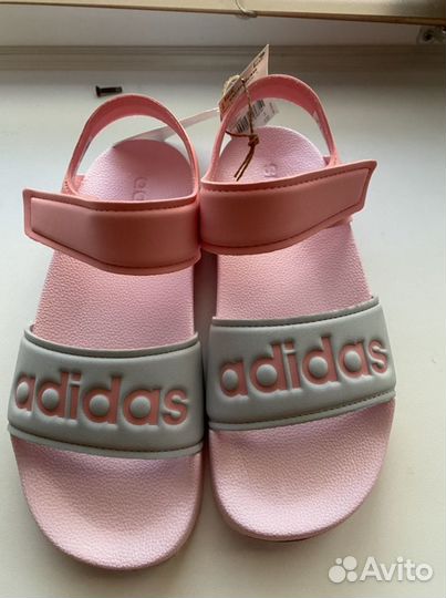 Сандали для девочки