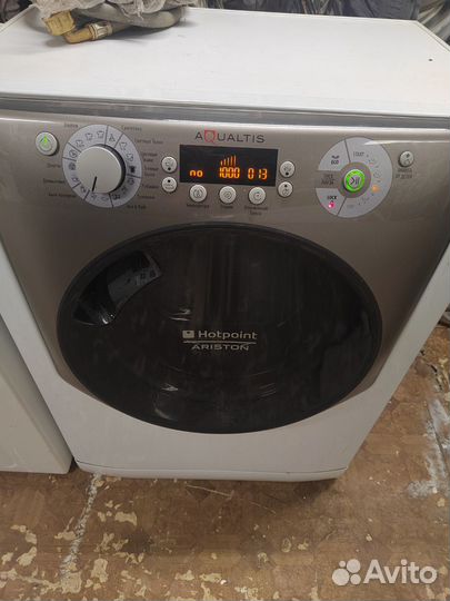 Стиральная машина Hotpoint ariston AQS0F05S