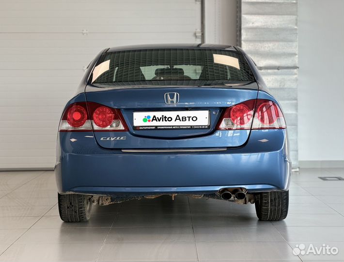 Honda Civic 1.8 МТ, 2008, 300 000 км