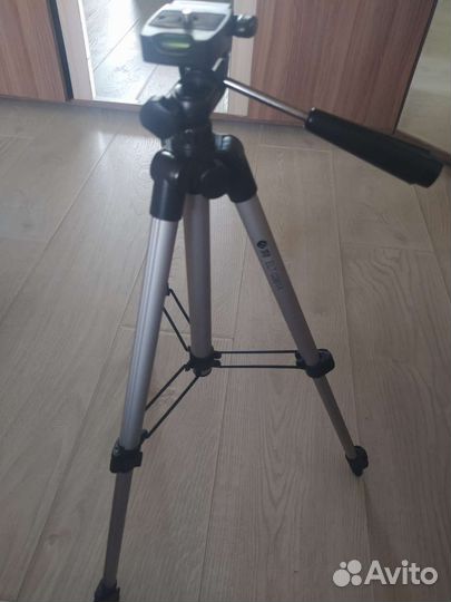 Штатив для фотоаппарата