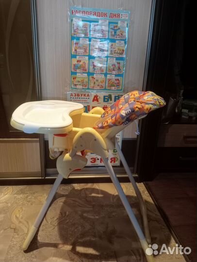 Стульчик для кормления