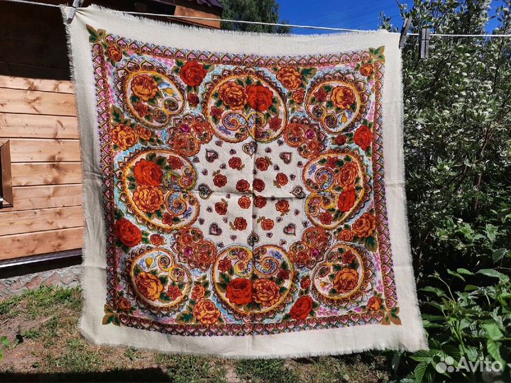 Шали и платки, разные