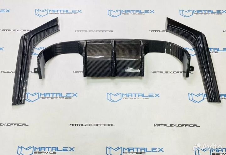Диффузор и элероны BMW F80 F82, сухой карбон