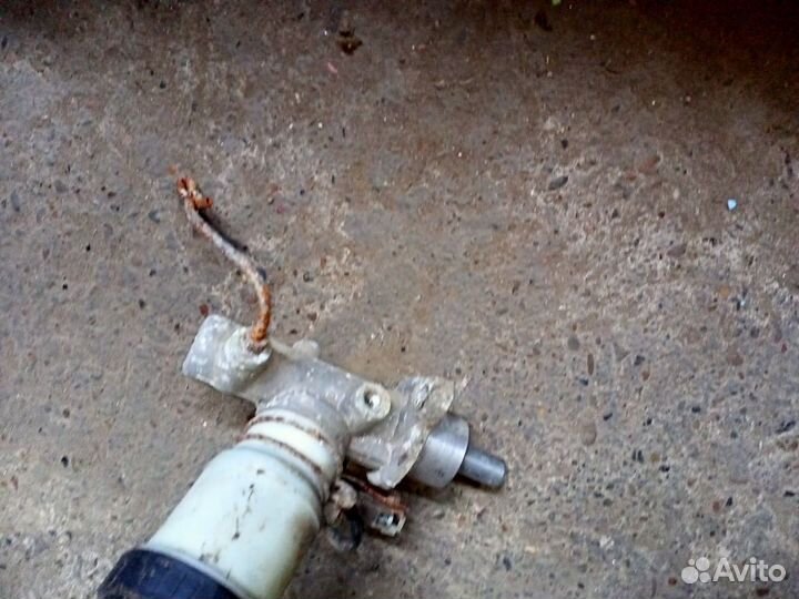 Главный цилиндр Geely MK