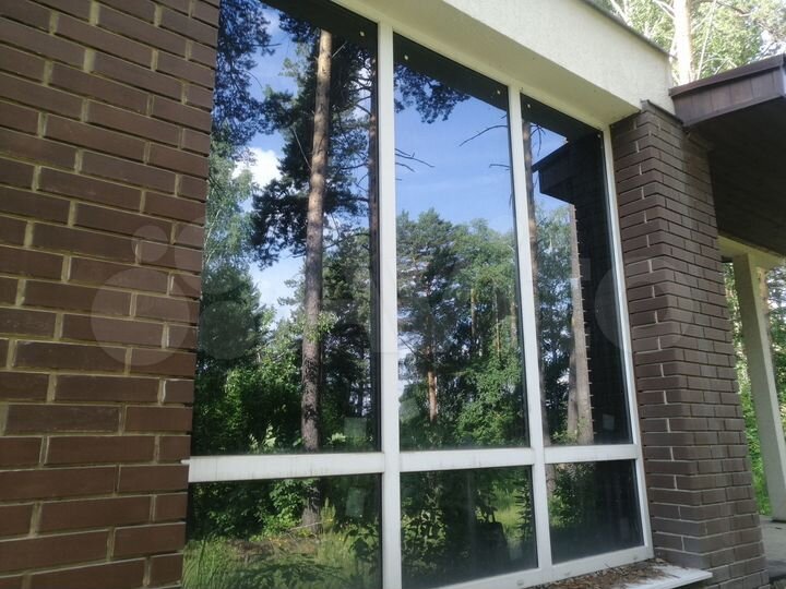 Коттедж 203 м² на участке 10 сот.