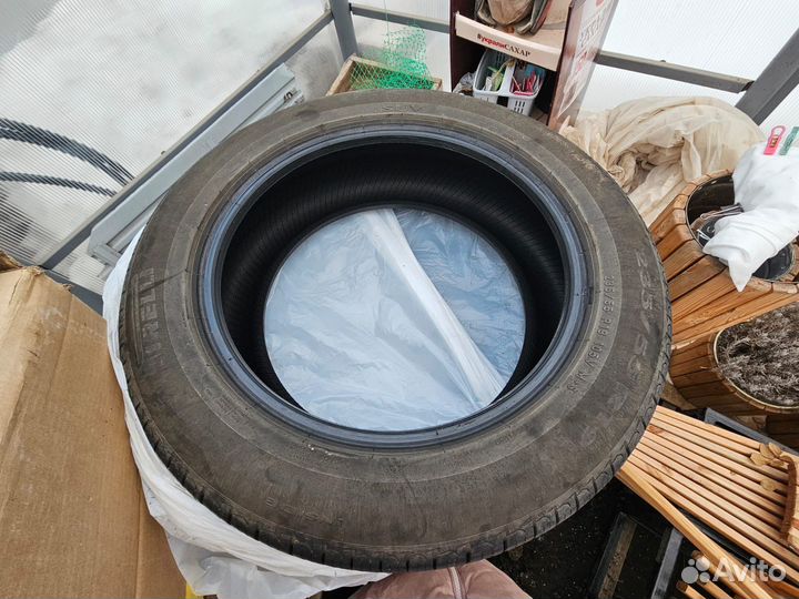 Pirelli P8SF 235/55 R19