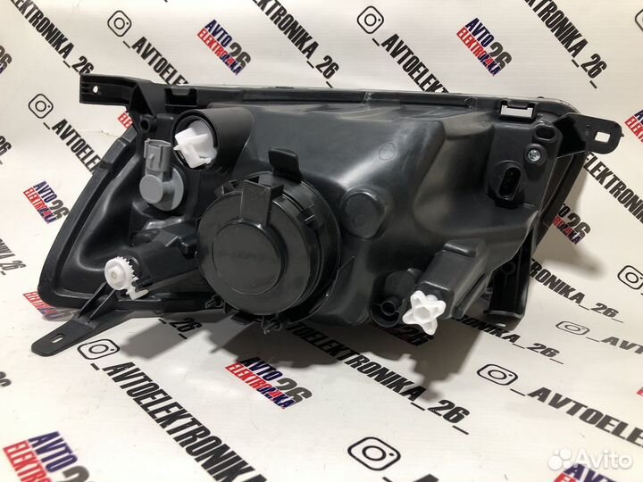 Передние фары Лада Гранта новые с лампочками