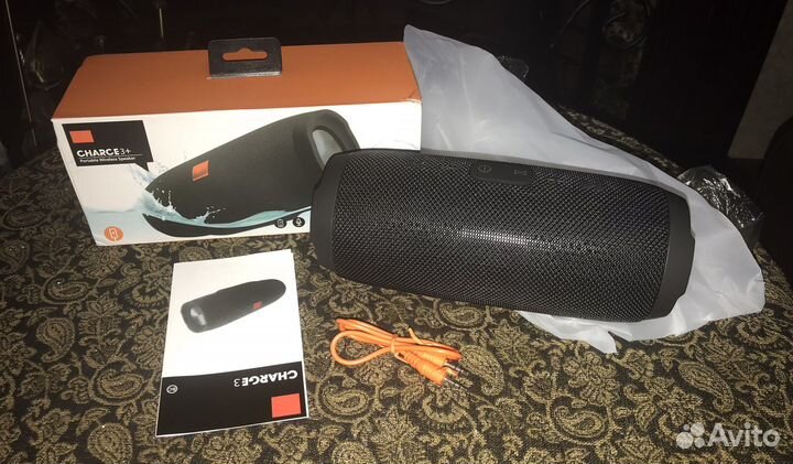 Беспроводная блютуз колонка