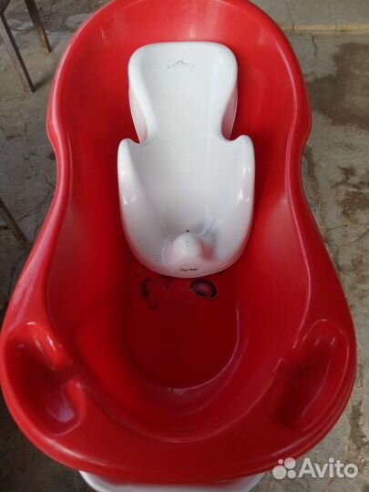 Ванночка для купания с подставкой