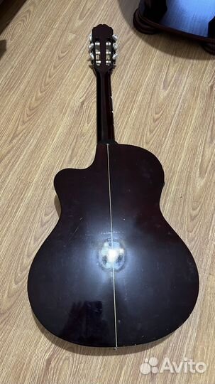 Акустическая гитара бу
