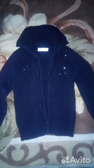 Продаю одежду для девочки рост 130