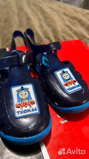 Сандали Thomas