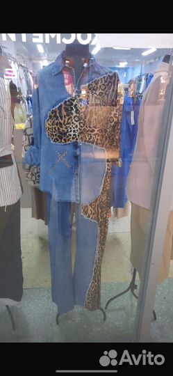 Костюм женский