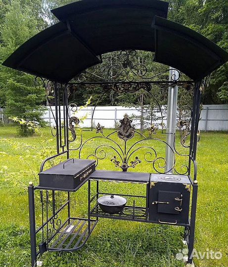 Кованные мангалы с крышей