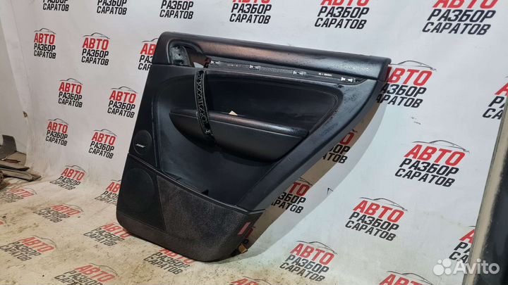 Обшивка задней правой двери Porsche Cayenne чёрная