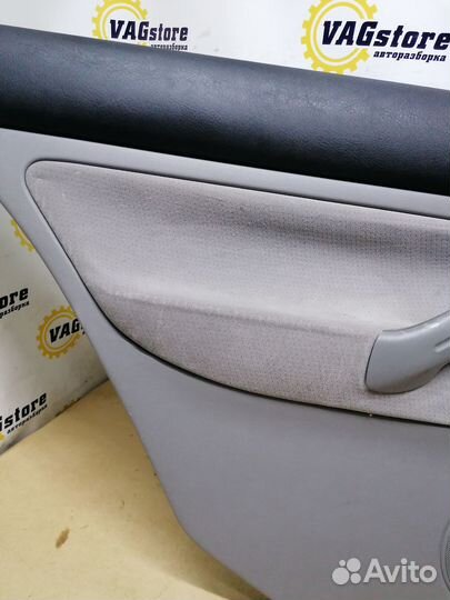 Обшивка двери левая задняя Volkswagen Golf 4