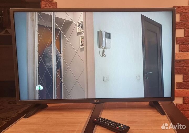 Телевизор LG 32' SMART TV
