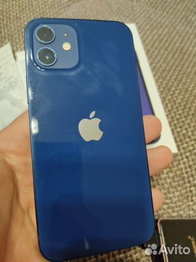 iPhone 12, 64 ГБ