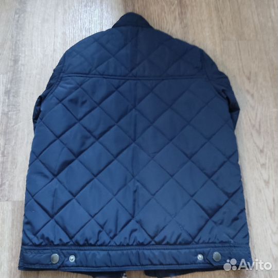 Куртка демисезонная на мальчика 8-9 лет 134 см