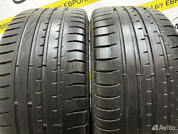 Accelera PHI-R 235/35 R19 W