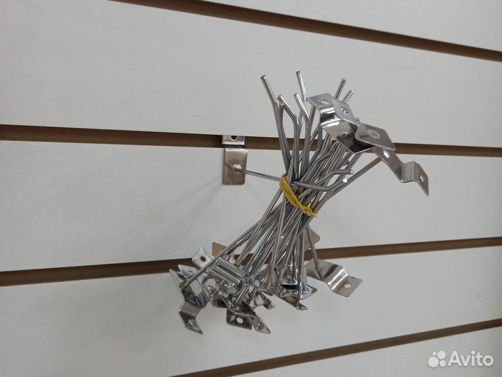 Экономпанель с крючками