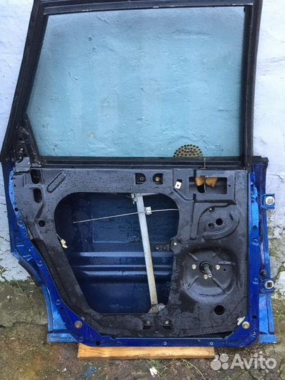 Запчасти на audi 80