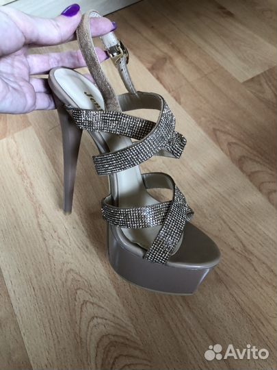 Босоножки