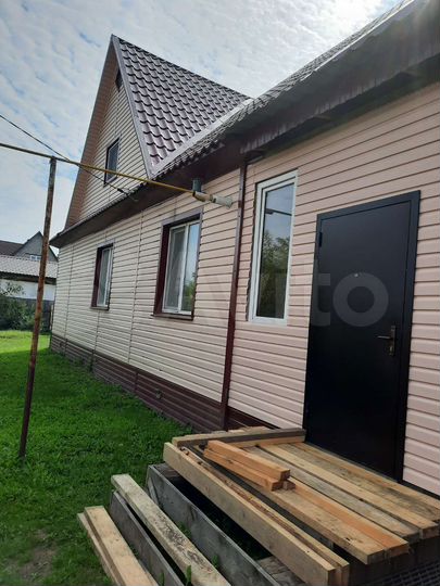 Дом 200 м² на участке 15 сот.