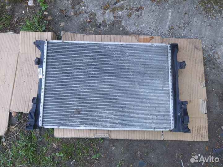 Радиатор двигателя Mercedes GLA X156