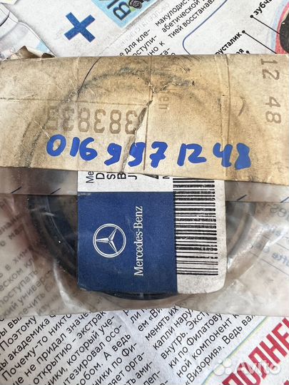 Сальник коленвала 50х65х8 Mercedes