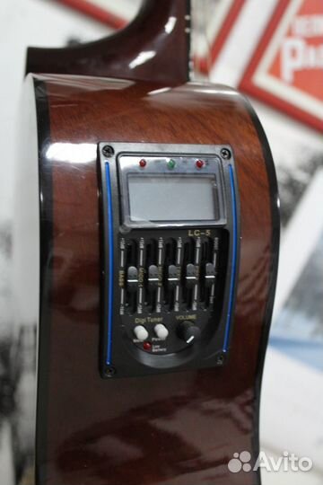 Встраивание звукоснимателя в акустическую гитару