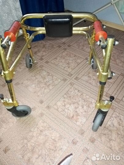 Ходунки -коляска для ребенка инвалида с дцп