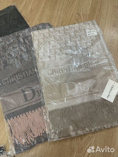 Шарфы и платки