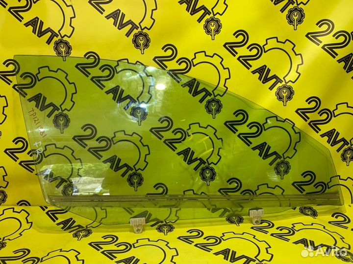 Стекло переднее правое Nissan Primera TP12 QR20DE