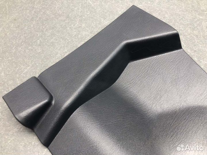 Накладка консоли передняя левая Nissan Almera N16