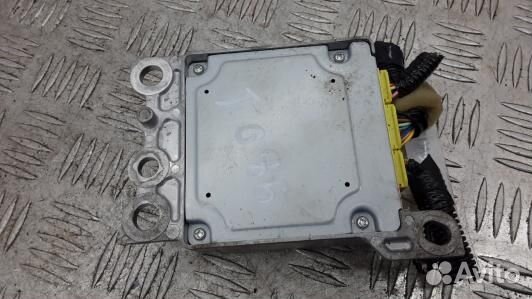 Блок управления airbag nissan X-trail T31 (98O01OQ