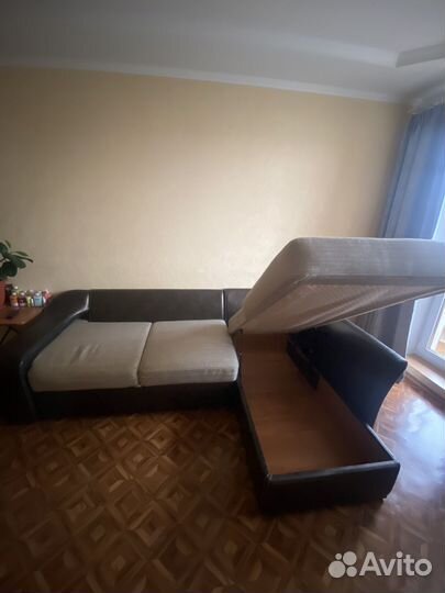 Угловой диван