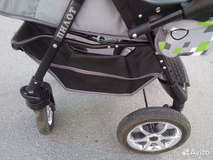 Коляска детская 3 в 1
