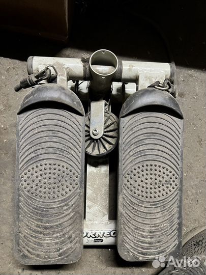 Тренажер для ног