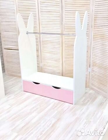 Напольная вешалка одежды детская