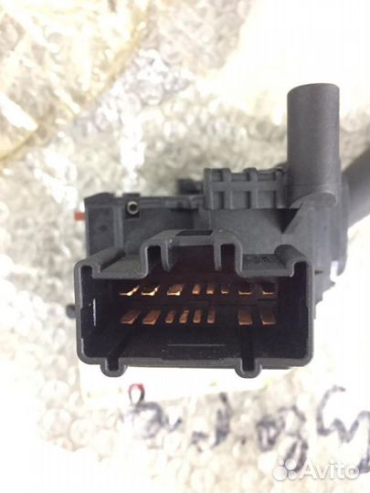 Переключатель подрулевой Камри Королла Альфард