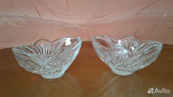 Хрусталь: вазы, салатники, кружки