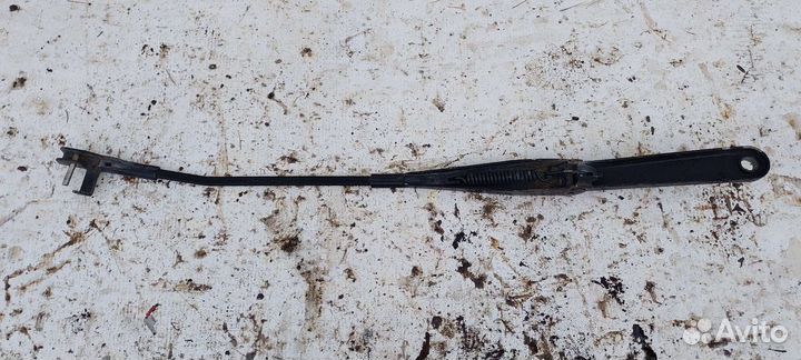 Поводок дворника Ford Focus 2 Форд Фокус 2