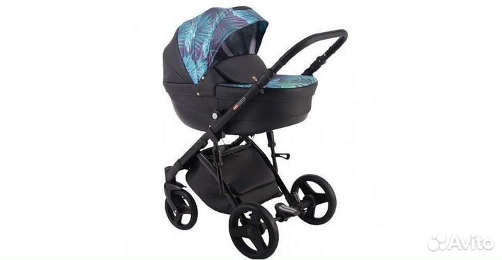 Детская коляска 3 в 1