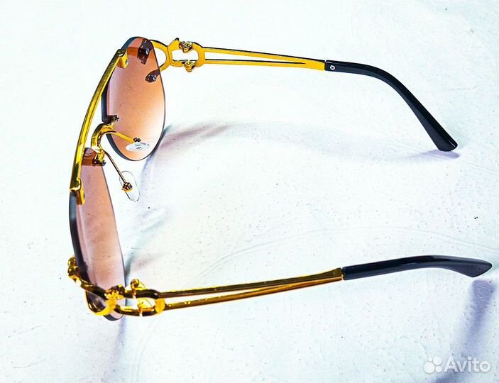 Очки, модные, в идеальном состоянии
