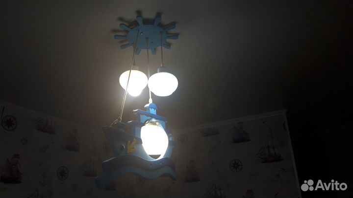 Люстра потолочная бу