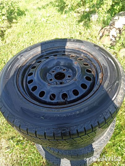 Dunlop Winter Maxx SJ8 22/15.5 R17