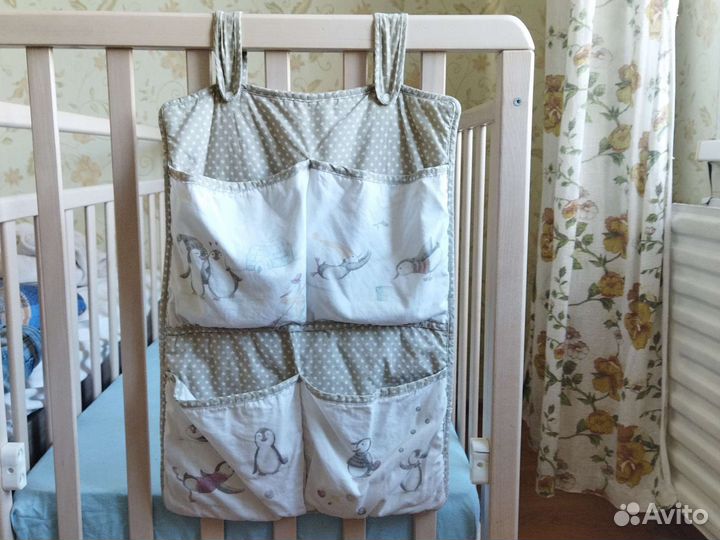 Кармашки на кроватку